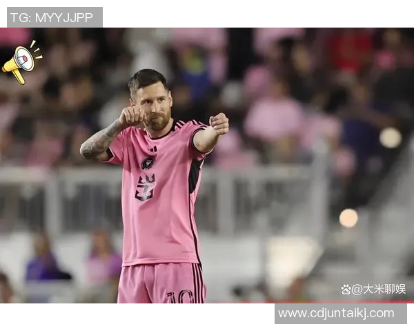 足球明星号码33的传奇故事与背后的奋斗历程揭秘