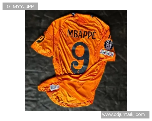 足球明星球衣四号传奇人物的辉煌历程与影响力解析